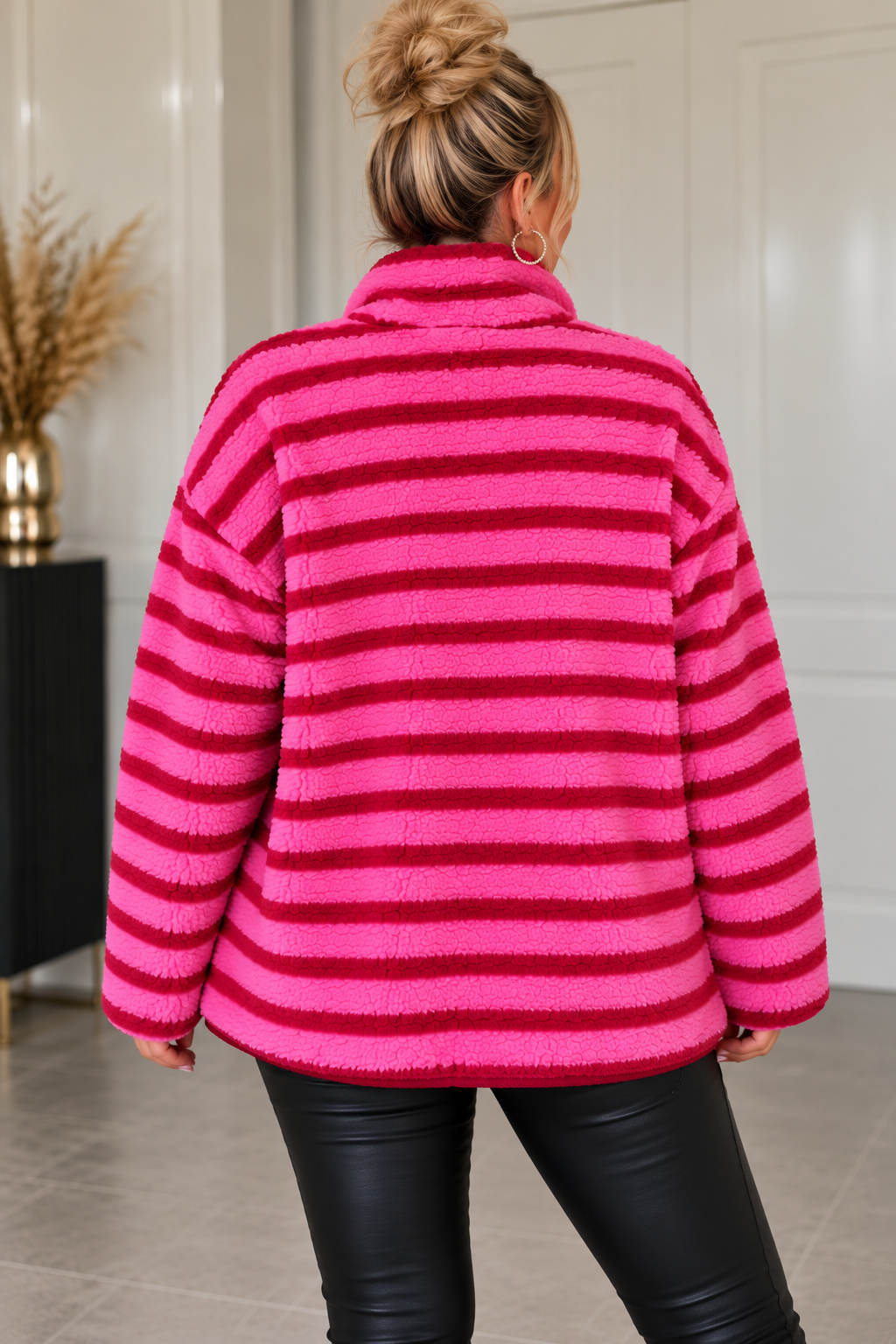Kuschelige Teddyjacke mit Streifen – Pink/Bordeaux 💕