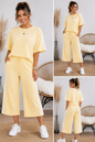 Sportlicher 2-Teiler mit Caprihose