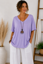 T-Shirt mit V-Ausschnitt & Kette – Made in Italy