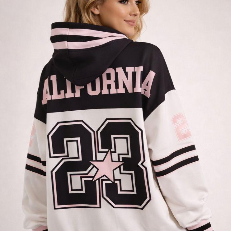 Butterstoff Hoodie – California 23 Design zum Reinschlüpfen & Wohlfühlen für Damen