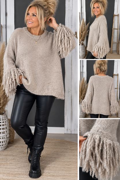 ✨ Kuscheliger Strickpullover mit ausgefallenen Fransenärmeln ✨