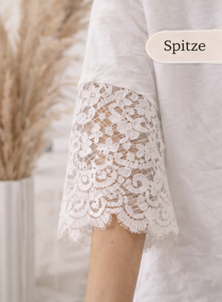 ✨ Statement Shirt mit Spitze & Strass ✨Dein Weg ist einzigartig – folge ihm 🤍